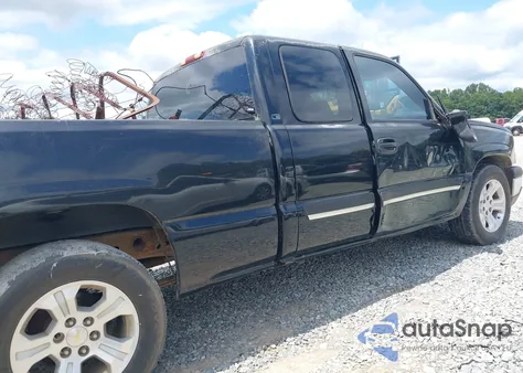 2004 Chevrolet Silverado C1500 from USA, damaged, VIN 2GCEC19V841217758